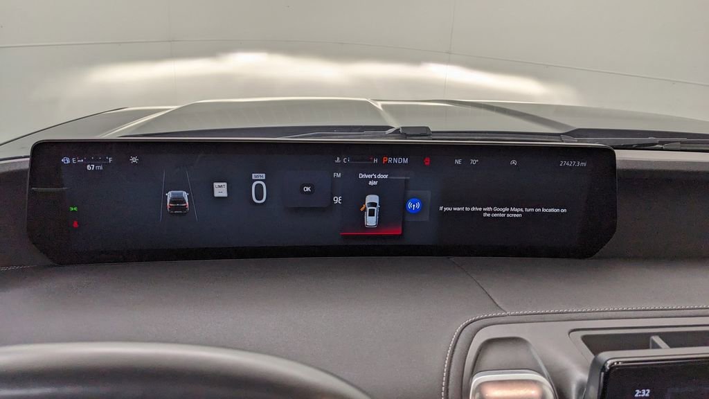 Certified 2025 Ford Expedition Platinum image 25