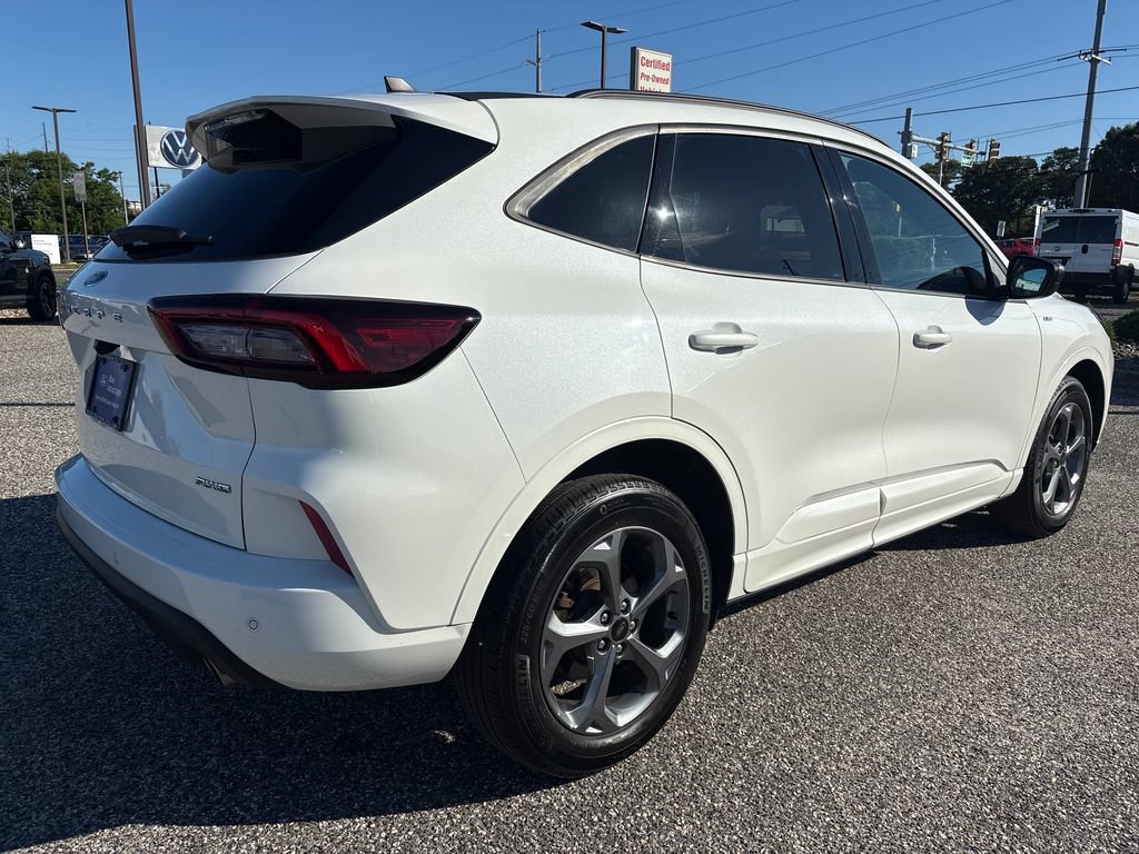 Certified 2023 Ford Escape ST-Line w/ Tech Pack #1 AWD/4WD image 26