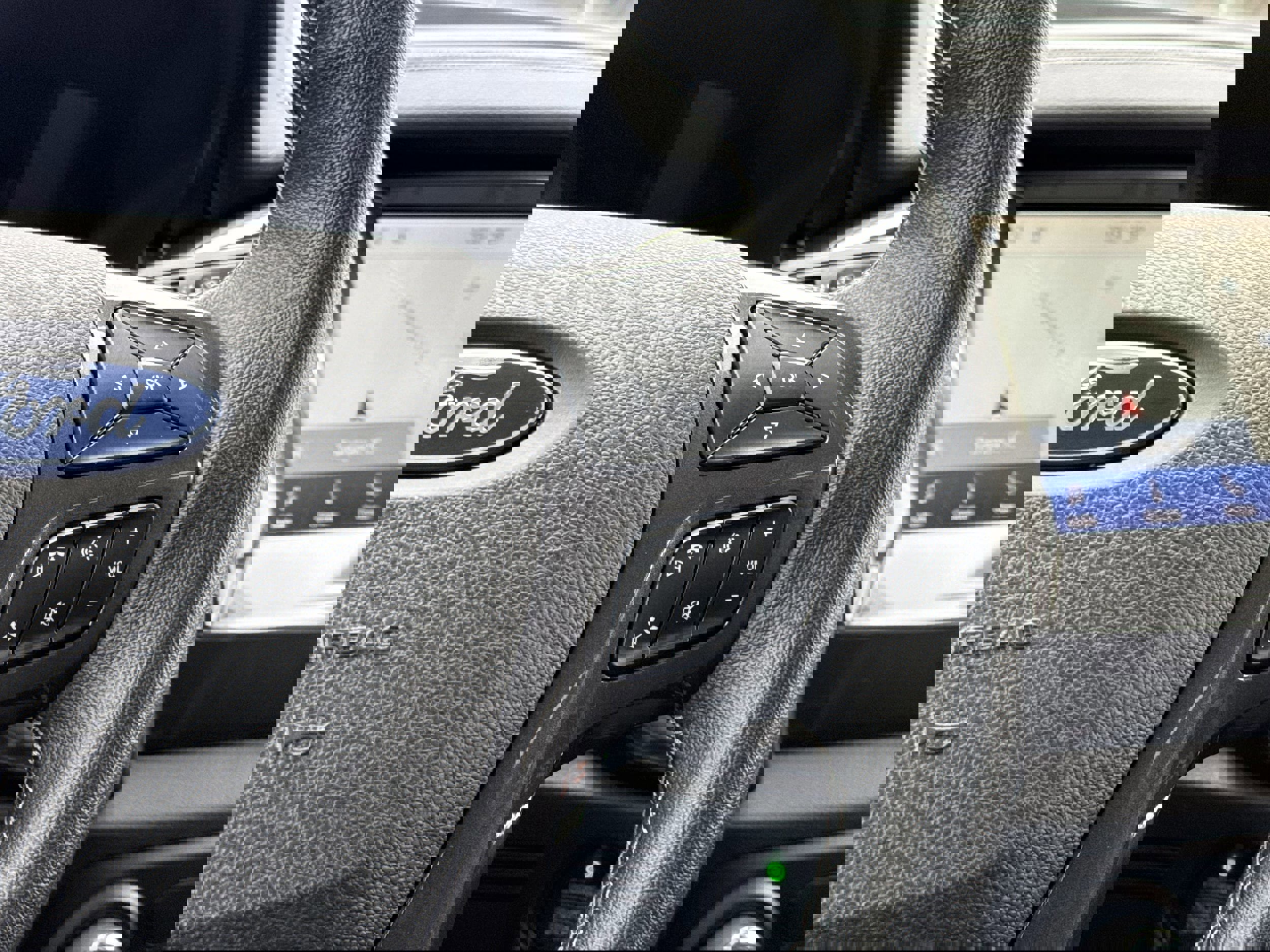 Certified 2019 Ford Ranger Lariat w/ Equipment Group 501A Mid image 17