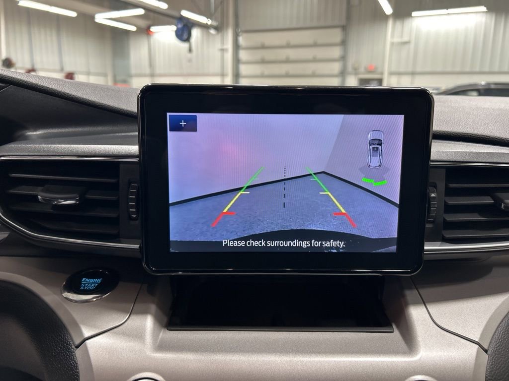 Certified 2023 Ford Explorer XLT w/ Equipment Group 202A image 19