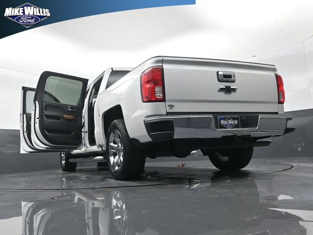 Used 2018 Chevrolet Silverado 1500 LTZ w/ Texas Edition image 30