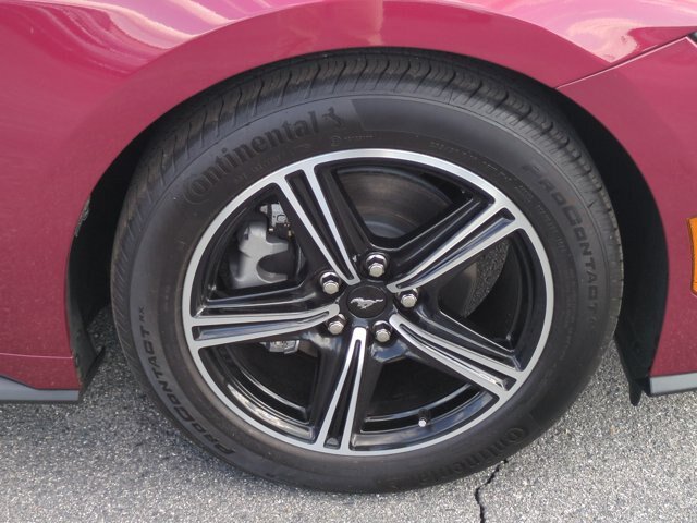 Certified 2025 Ford Mustang Coupe RWD image 11