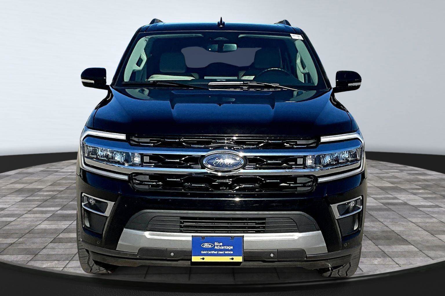 Certified 2024 Ford Expedition Limited image 3