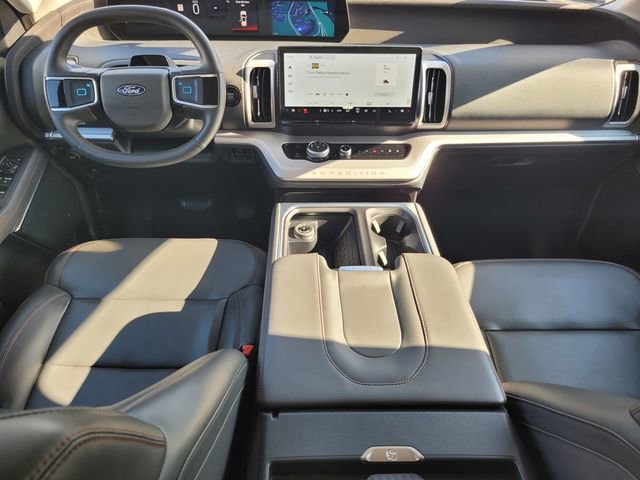 Certified 2025 Ford Expedition Active image 14