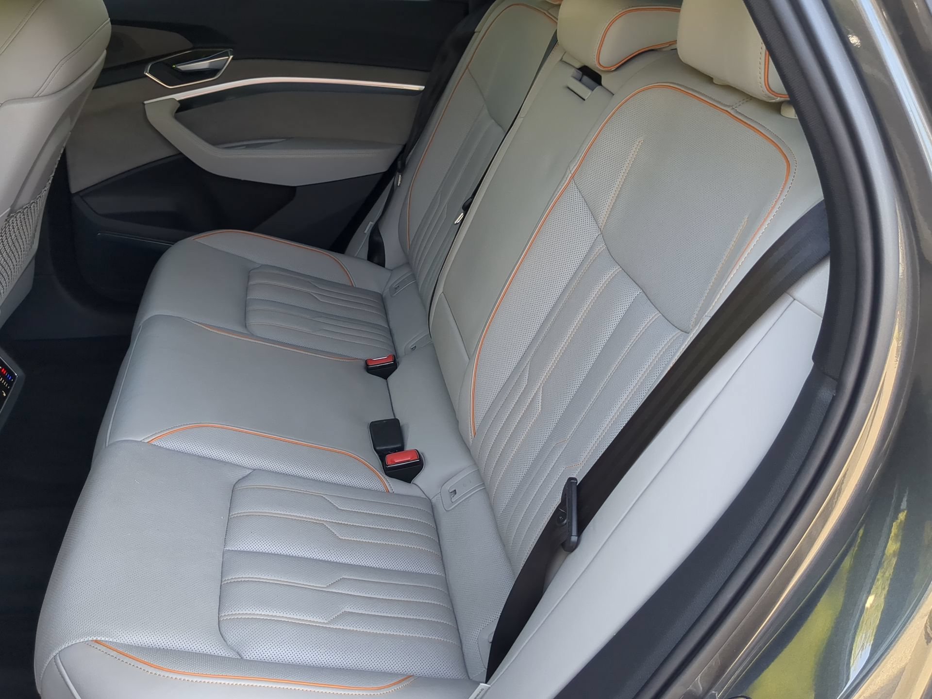 Used 2024 Audi Q8 e-tron Prestige AWD/4WD image 54