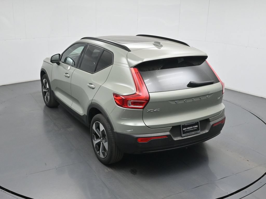 Used 2023 Volvo XC40 B5 Ultimate AWD/4WD image 15