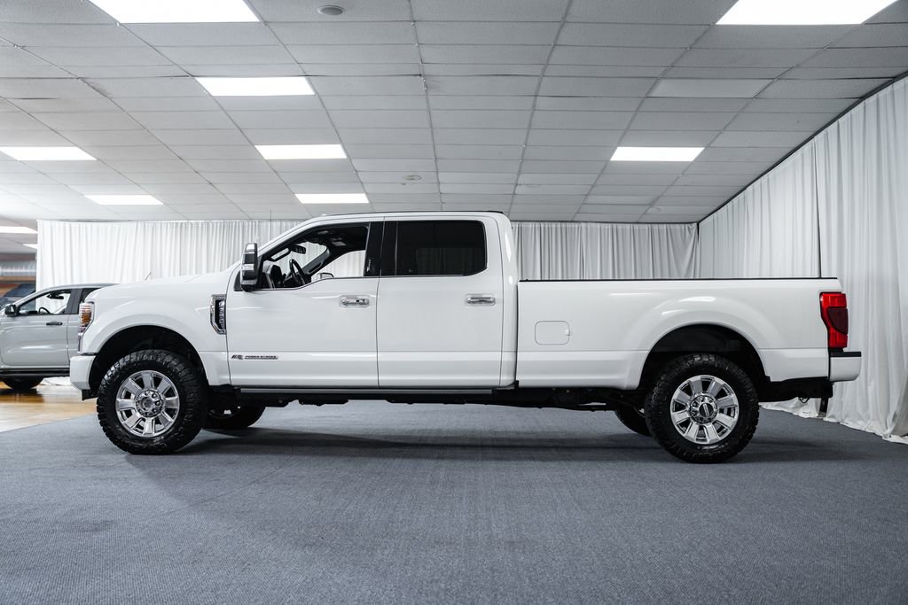 Certified 2020 Ford F350 Platinum w/ FX4 Off-Road Package image 3