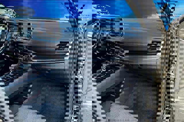 Used 2024 Nissan Rogue SV image 16