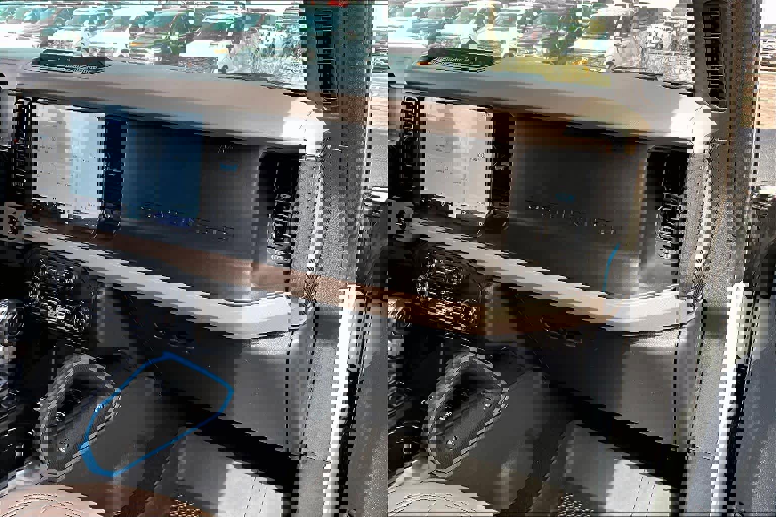 Certified 2023 Ford Bronco Wildtrak image 19