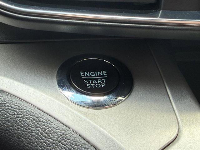 Certified 2022 Ford Explorer XLT w/ Equipment Group 202A AWD/4WD image 18