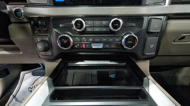 Certified 2025 Ford F450 Platinum w/ Platinum Plus Package image 24