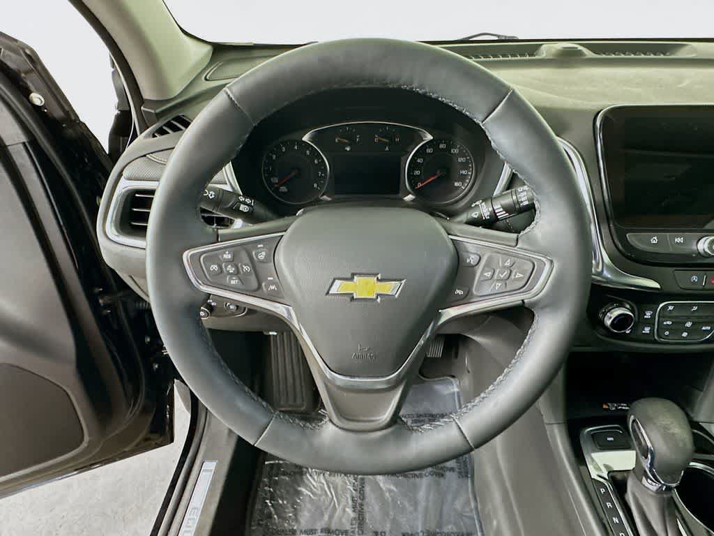 Used 2024 Chevrolet Equinox Premier AWD/4WD image 16
