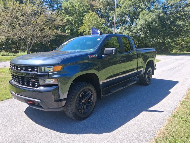 Used 2019 Chevrolet Silverado 1500 Custom Trail Boss w/ Custom Convenience Package AWD/4WD image 3