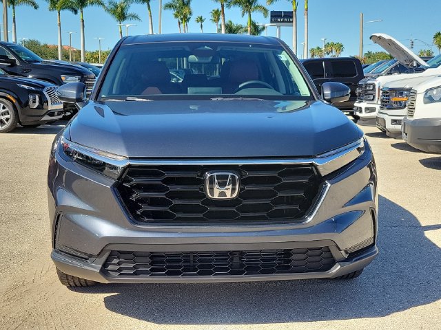 Used 2025 Honda CR-V EX image 2