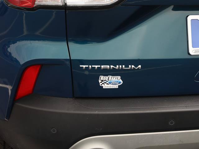 Certified 2020 Ford Escape Titanium w/ Titanium Premium Package 2.0 AWD/4WD image 15