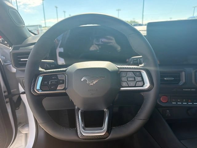 Certified 2025 Ford Mustang Coupe RWD image 23