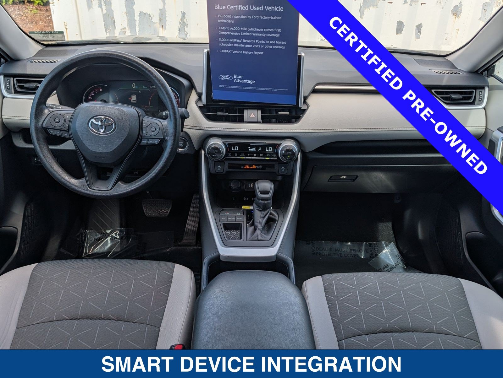 Used 2023 Toyota RAV4 XLE FWD image 16
