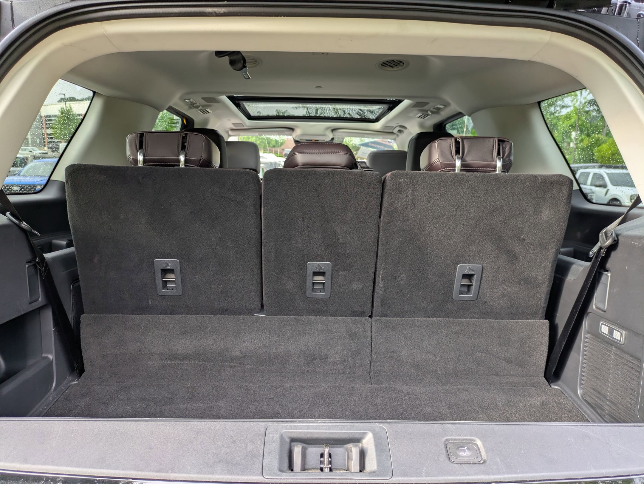 Certified 2025 Ford Expedition Platinum w/ Platinum Ultimate Package AWD/4WD image 33