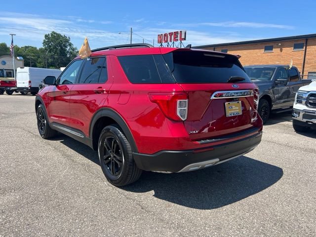 Certified 2024 Ford Explorer XLT w/ Equipment Group 202A AWD/4WD image 5