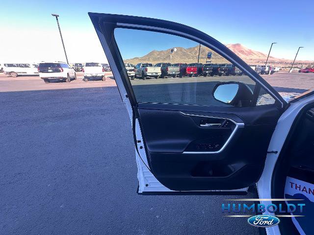 Used 2024 Toyota RAV4 XSE w/ Advanced Technology Package AWD/4WD image 9