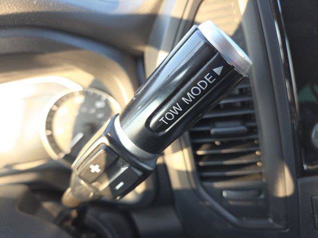 Used 2024 Nissan Titan SV w/ SV Convenience Package RWD image 44