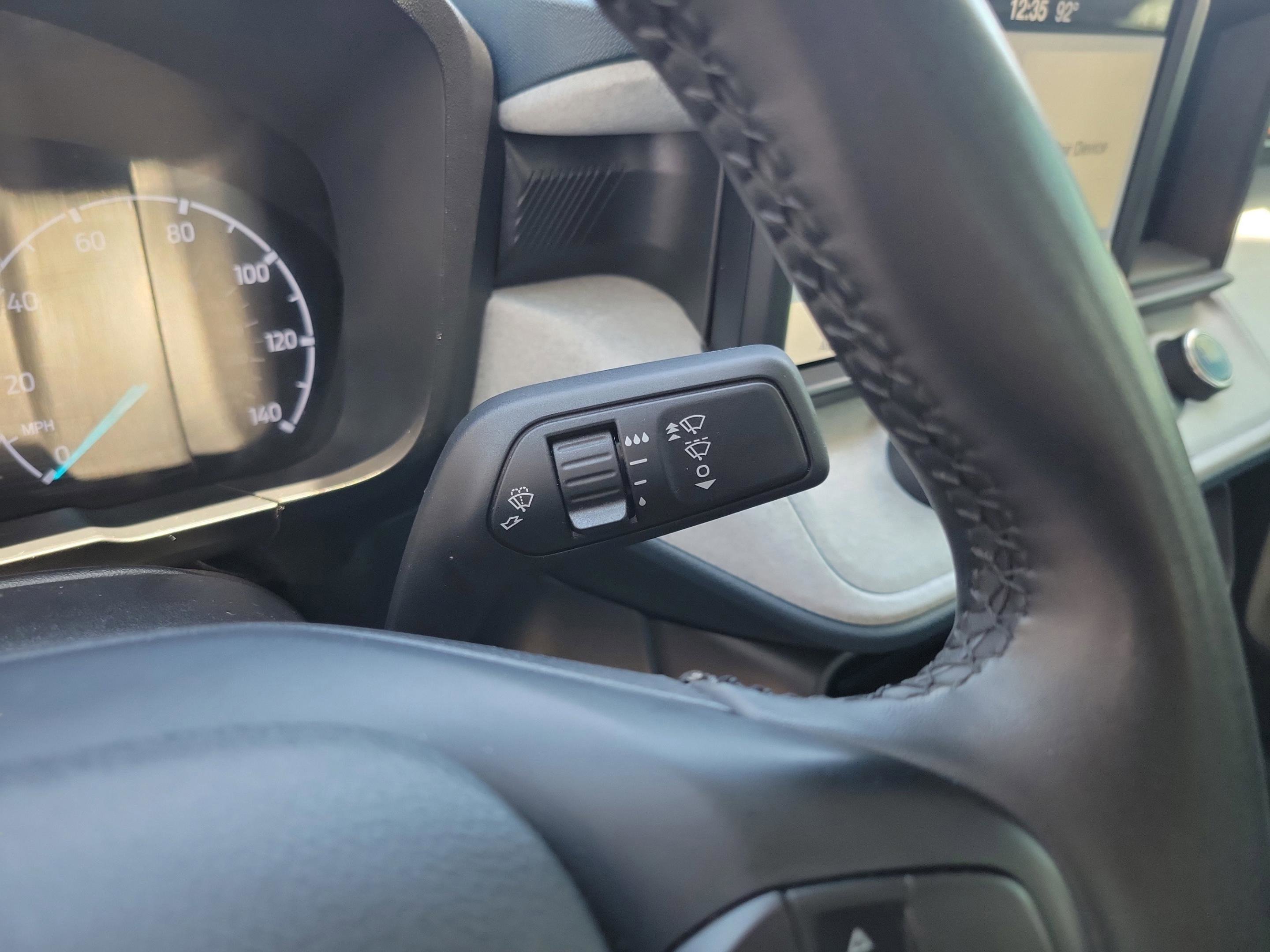 Certified 2024 Ford Maverick XLT w/ XLT Luxury Package FWD image 23
