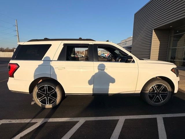 Certified 2021 Ford Expedition Limited image 9