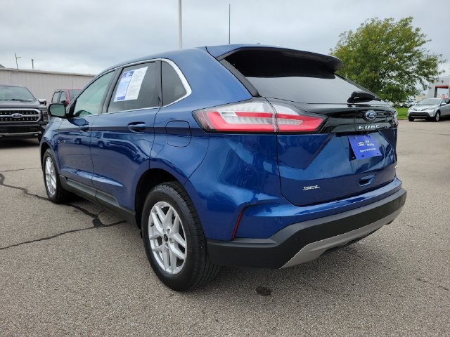 Certified 2023 Ford Edge SEL w/ Convenience Package AWD/4WD image 3