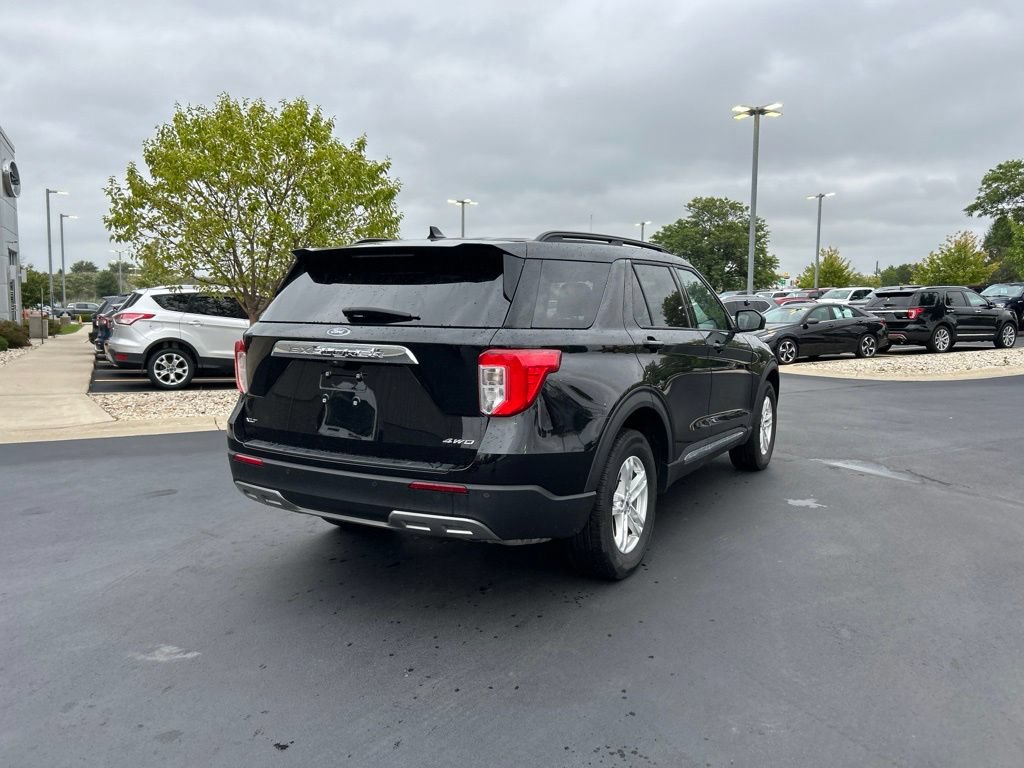 Certified 2023 Ford Explorer XLT w/ Equipment Group 202A AWD/4WD image 6