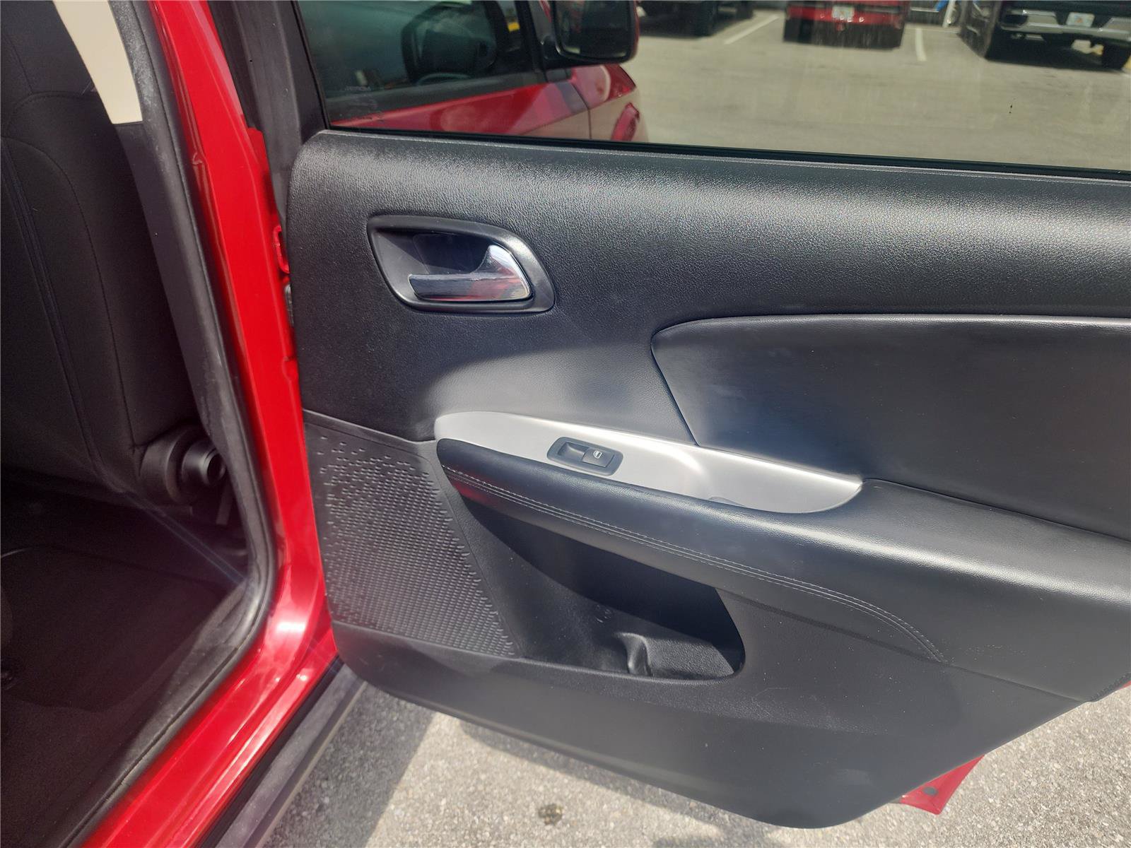 Used 2019 Dodge Journey SE w/ Connectivity Group FWD image 20