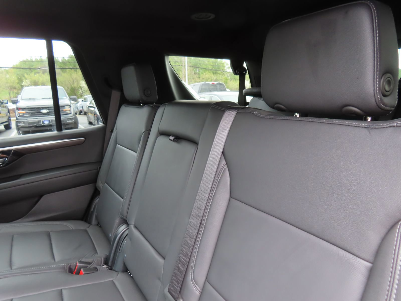 Used 2025 Chevrolet Tahoe LT image 29