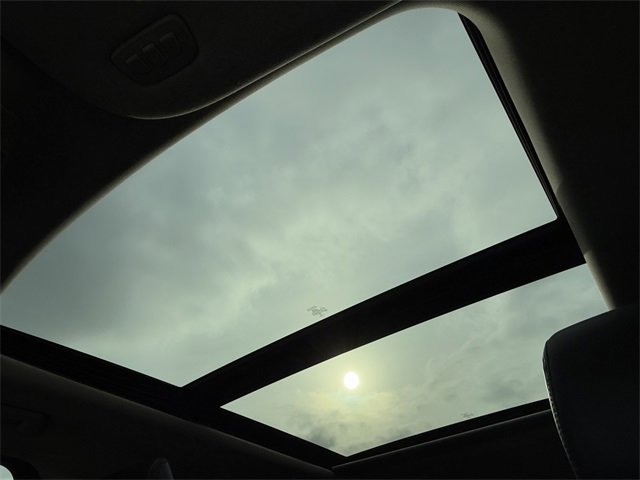 Certified 2022 Ford Expedition XLT image 11