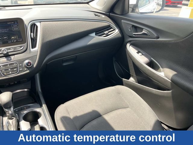 Used 2024 Chevrolet Malibu LT FWD image 16