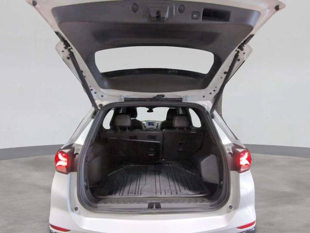 Used 2023 Chevrolet Equinox RS w/ LPO, Floor Liner Package AWD/4WD image 15