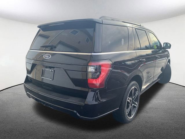 Certified 2019 Ford Expedition Limited w/ Equipment Group 303A image 4