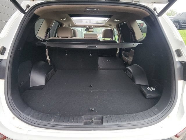 Used 2019 Hyundai Santa Fe Limited AWD/4WD image 18
