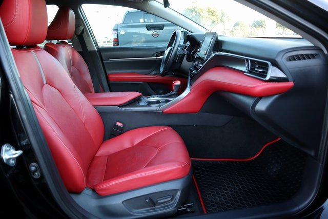 Used 2021 Toyota Camry XSE image 19