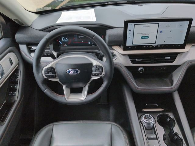 Certified 2025 Ford Explorer Active w/ Active Comfort Package RWD image 19