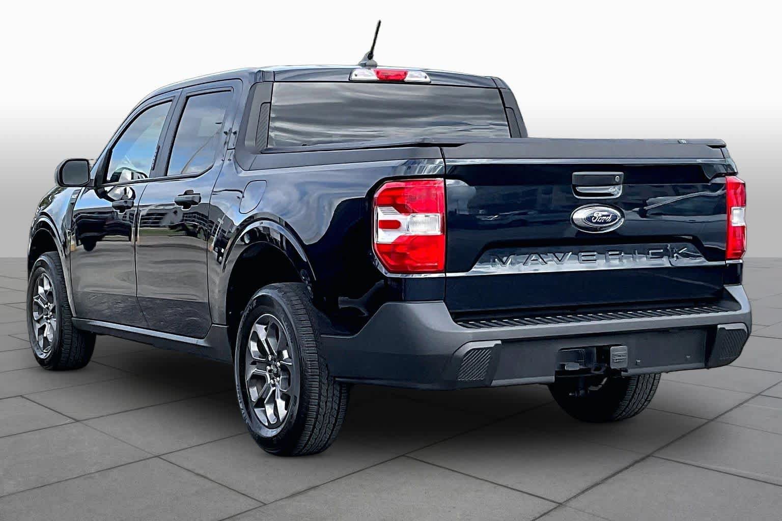Certified 2022 Ford Maverick XLT FWD image 12