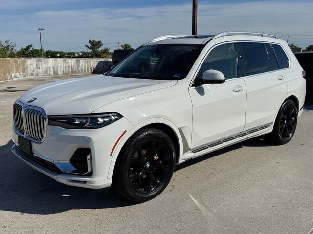Used 2020 BMW X7 xDrive40i w/ Cold Weather Package AWD/4WD image 12