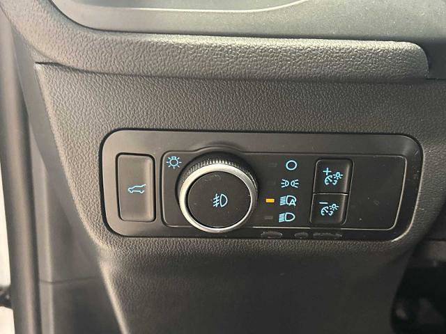 Certified 2025 Ford Escape Platinum AWD/4WD image 17