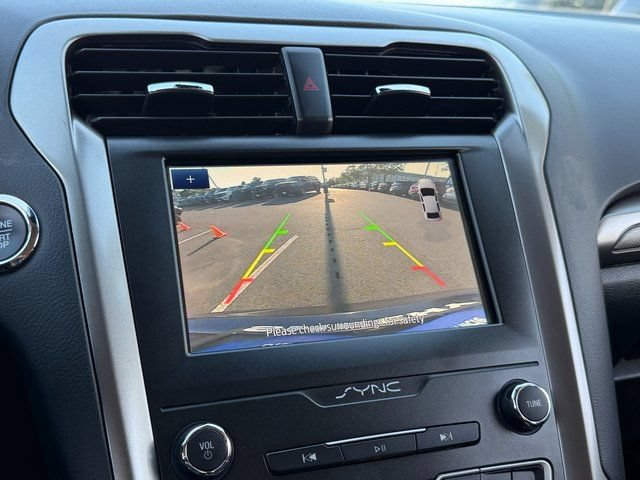 Certified 2020 Ford Fusion SE FWD image 20