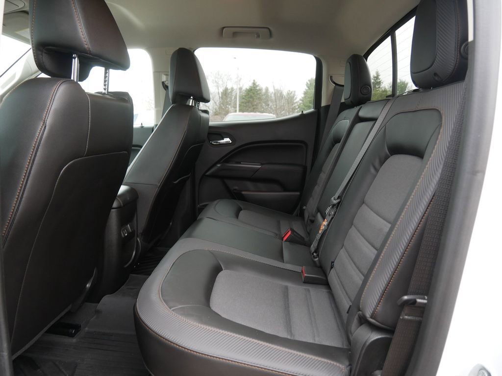 Used 2022 GMC Canyon AT4 w/ Trailering Package AWD/4WD image 10