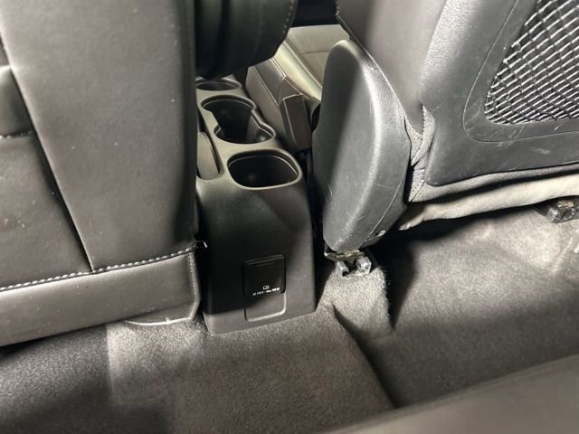 Used 2018 Chevrolet Trax LT w/ LT Convenience Package image 16