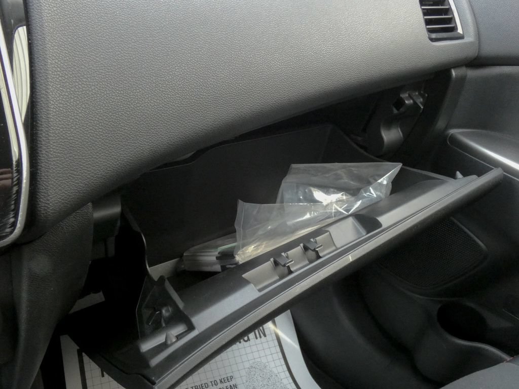 Used 2025 Mitsubishi Outlander Sport AWD image 28