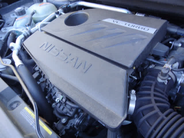 Used 2023 Nissan Rogue S AWD/4WD image 35