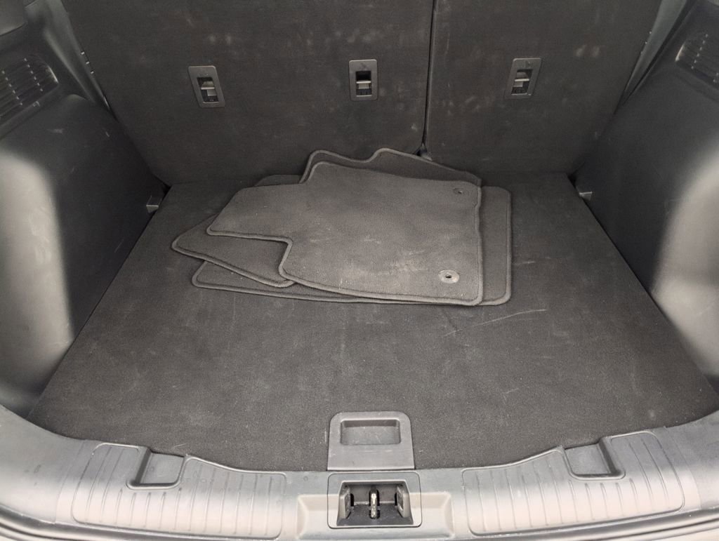 Certified 2025 Ford Escape Active image 36