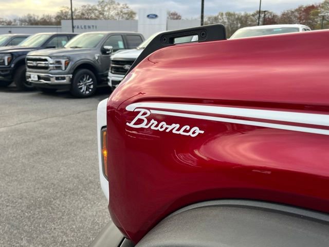 Certified 2025 Ford Bronco Heritage Edition AWD/4WD image 13