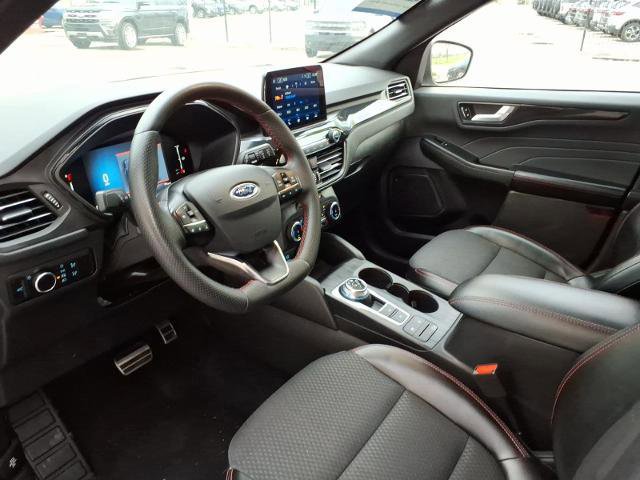 Certified 2023 Ford Escape ST-Line AWD/4WD image 10