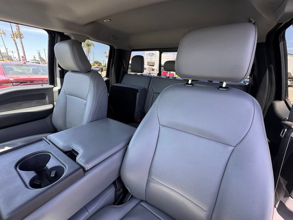 Certified 2024 Ford F250 XL w/ XL Chrome Package RWD image 19